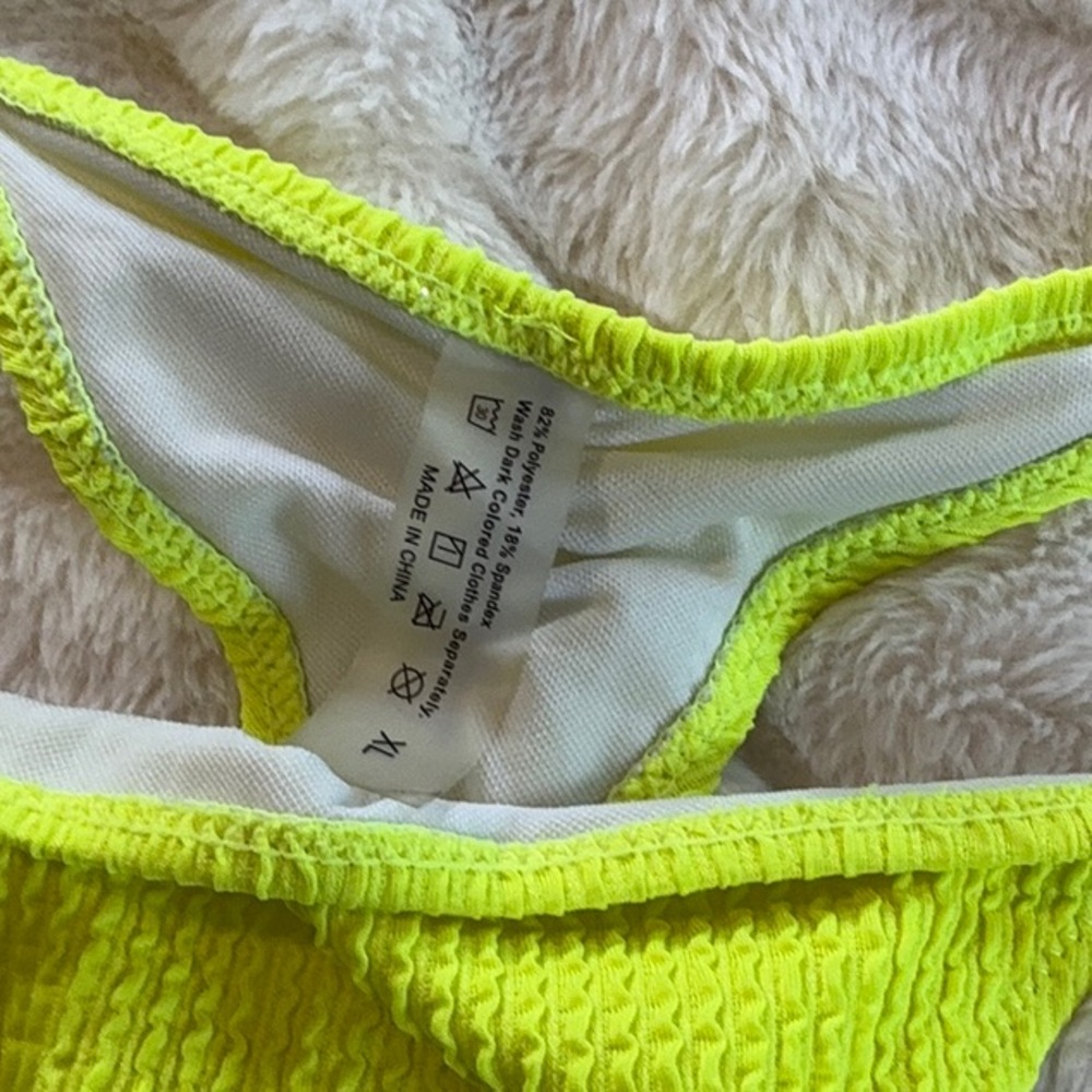 Neon Yellow Bikini Set - Picture 2 of 4